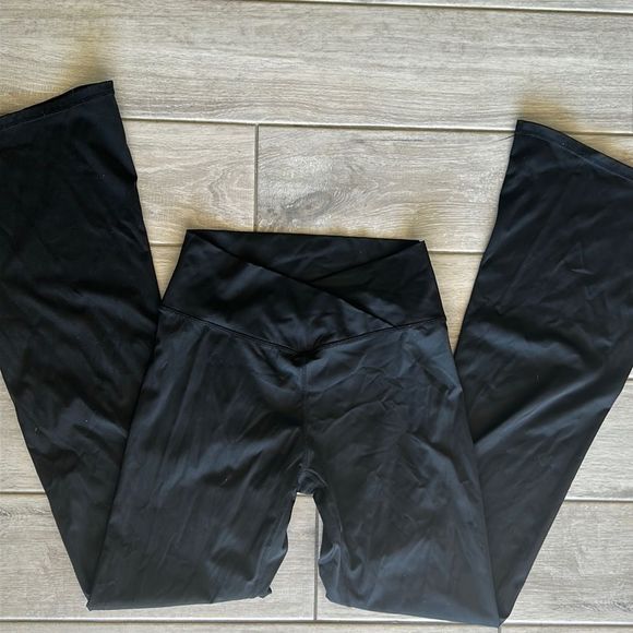 Pants - Black flared Vcut yoga pants
